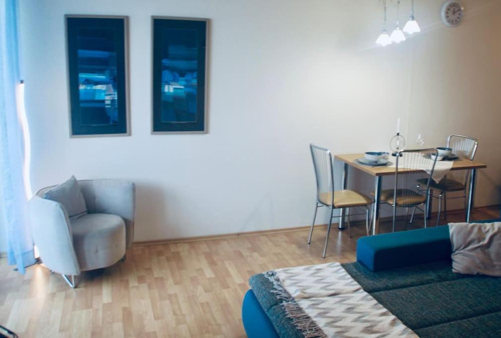 Jasmine Apartment - Free Parking - City Center - Skibus - Tatralandia 5Km Liptovsky Mikulas Exterior photo